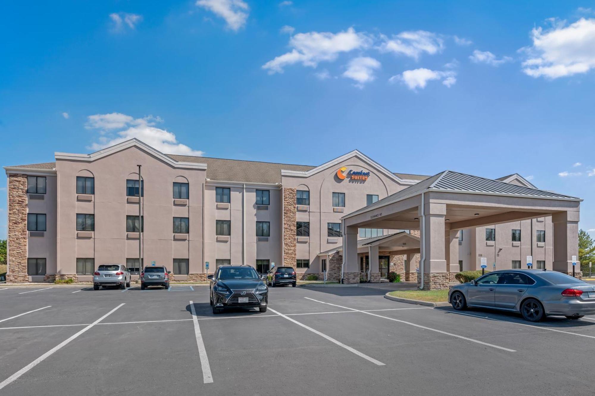 Comfort Suites West Indianapolis - Brownsburg Exterior photo