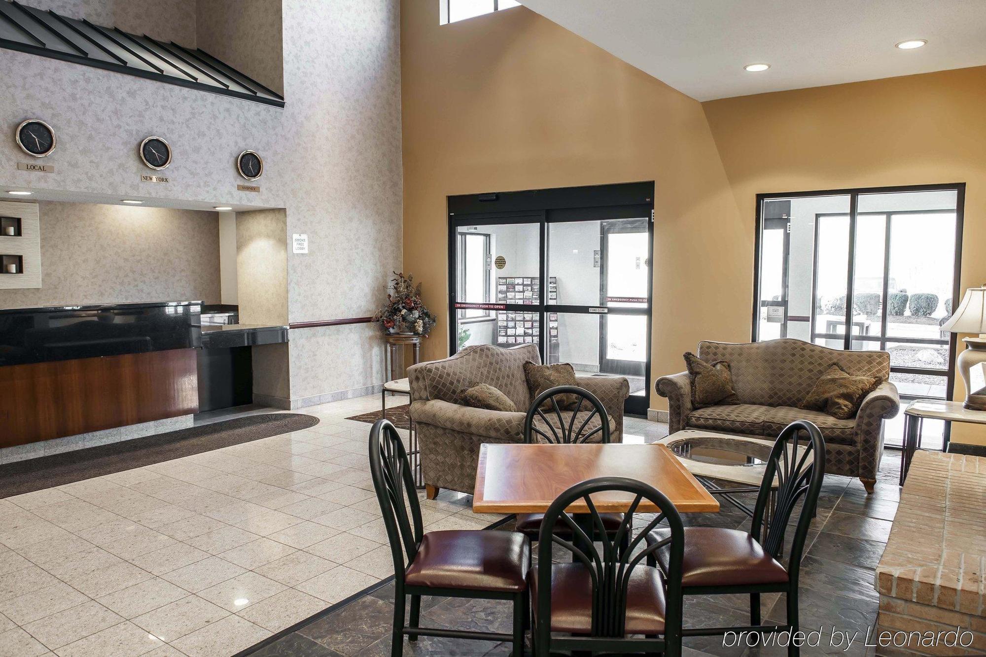 Comfort Suites West Indianapolis - Brownsburg Exterior photo
