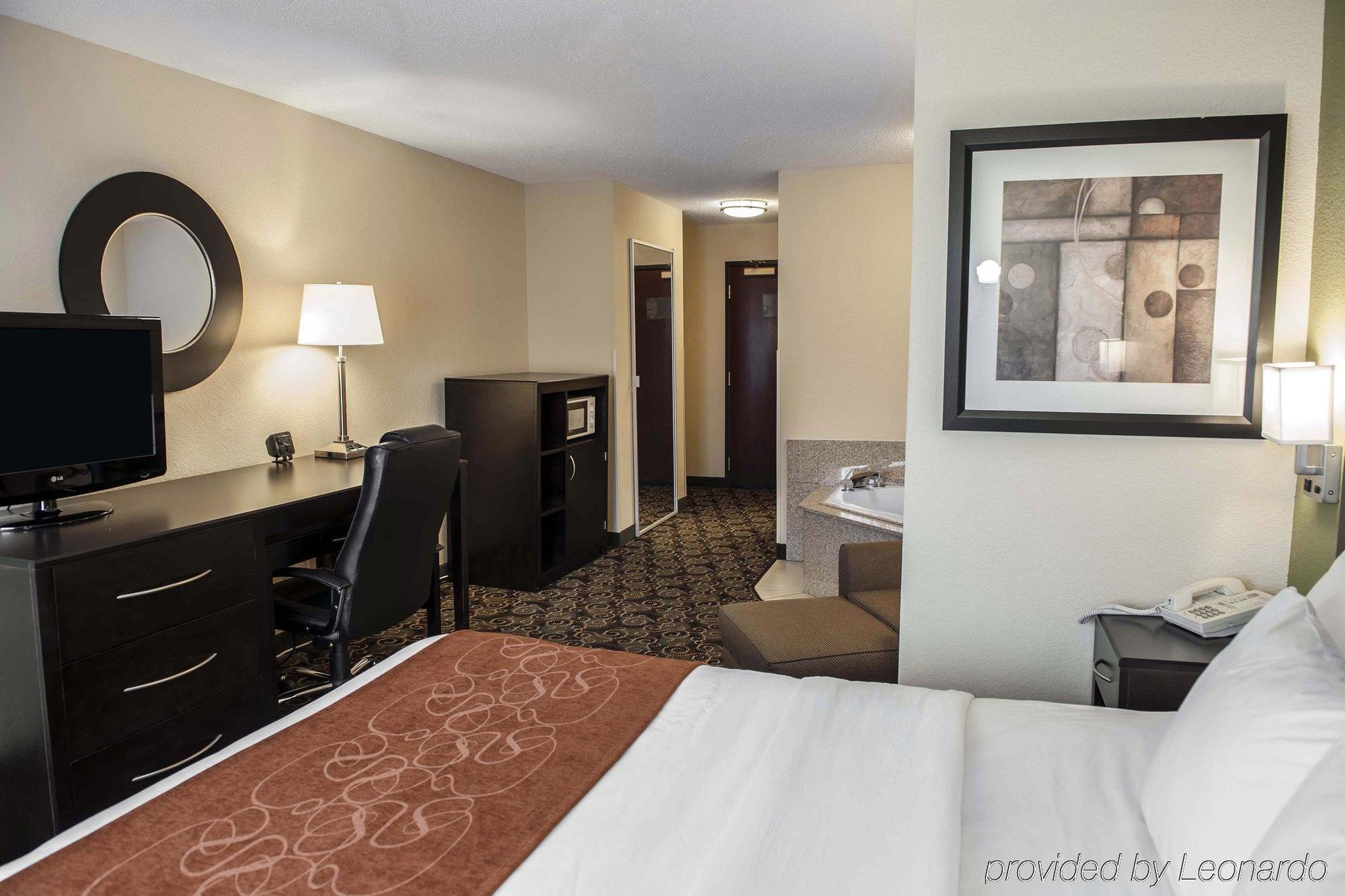 Comfort Suites West Indianapolis - Brownsburg Exterior photo